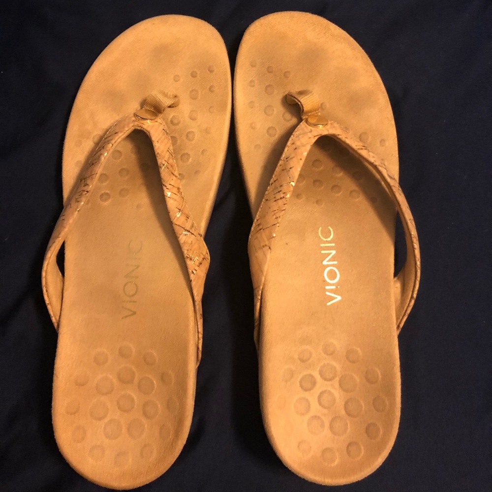 Tab Vionic Flip Flops